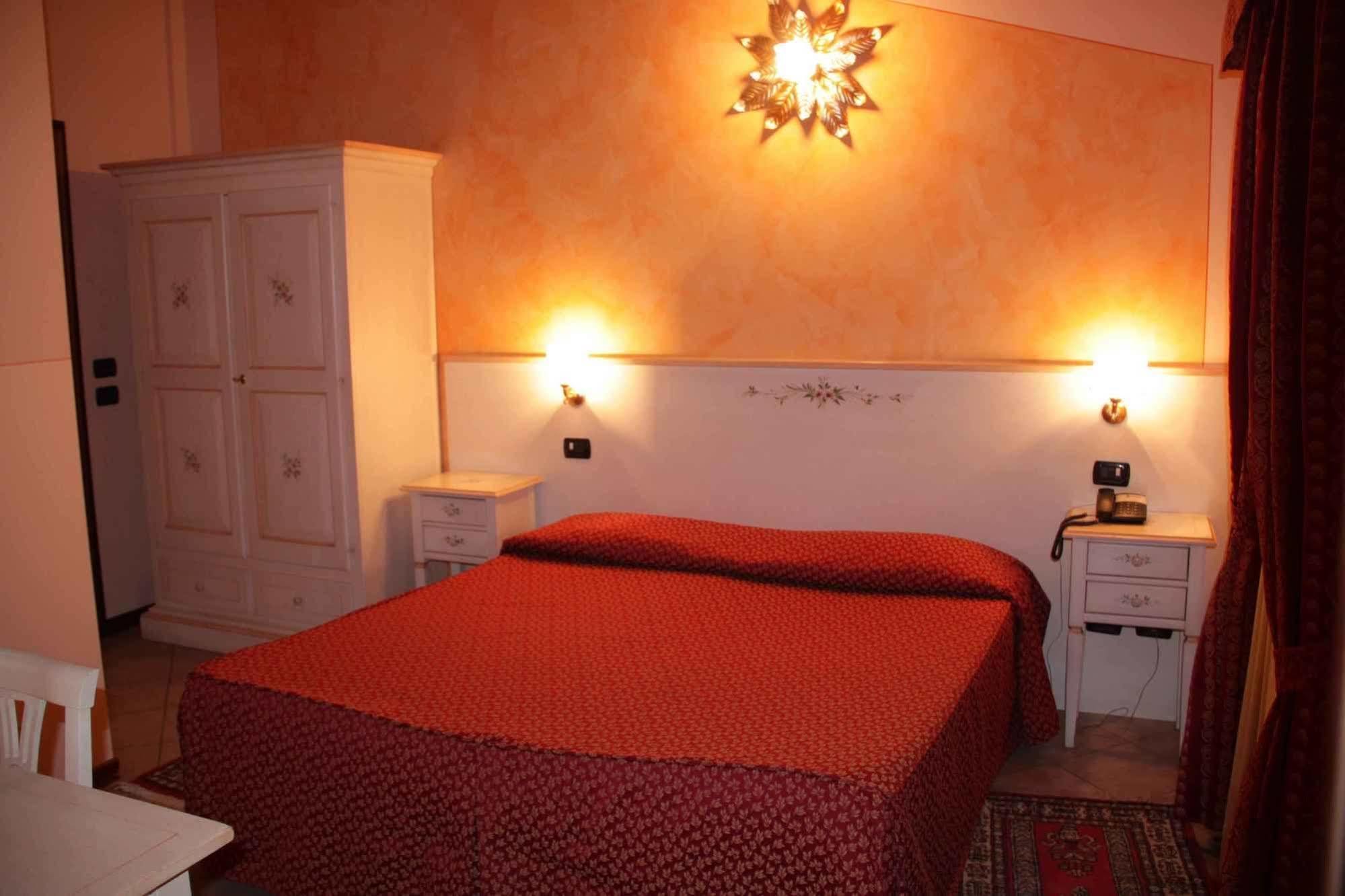 Albergo La Piana Ghedi Ngoại thất bức ảnh